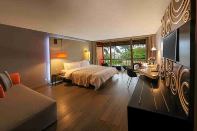 Tahiti Lagoon Resort