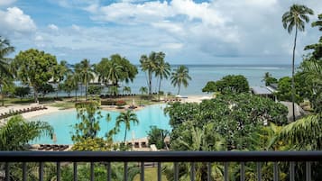 Presidential Suite, Ocean View | Premium bedding, minibar, in-room safe, desk
