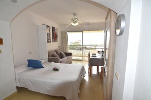 Bügeleisen/Bügelbrett, Internetzugang