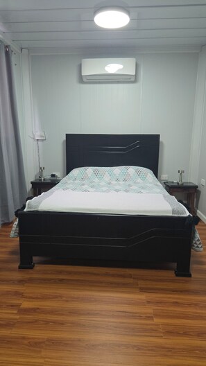 1 bedroom, desk, WiFi - Arrukö: Your Peaceful Hideaway Near the Airport (Heredia Province)