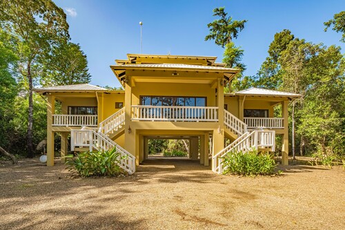 Tropical getaway with modern amenities, wildlife viewing and beach club