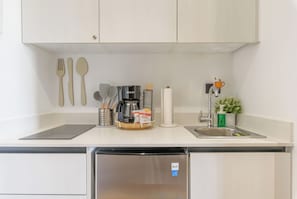 Micro-ondes, plaque de cuisson