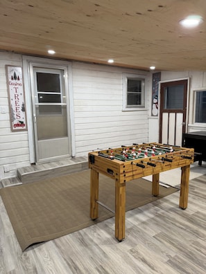 Spielezimmer