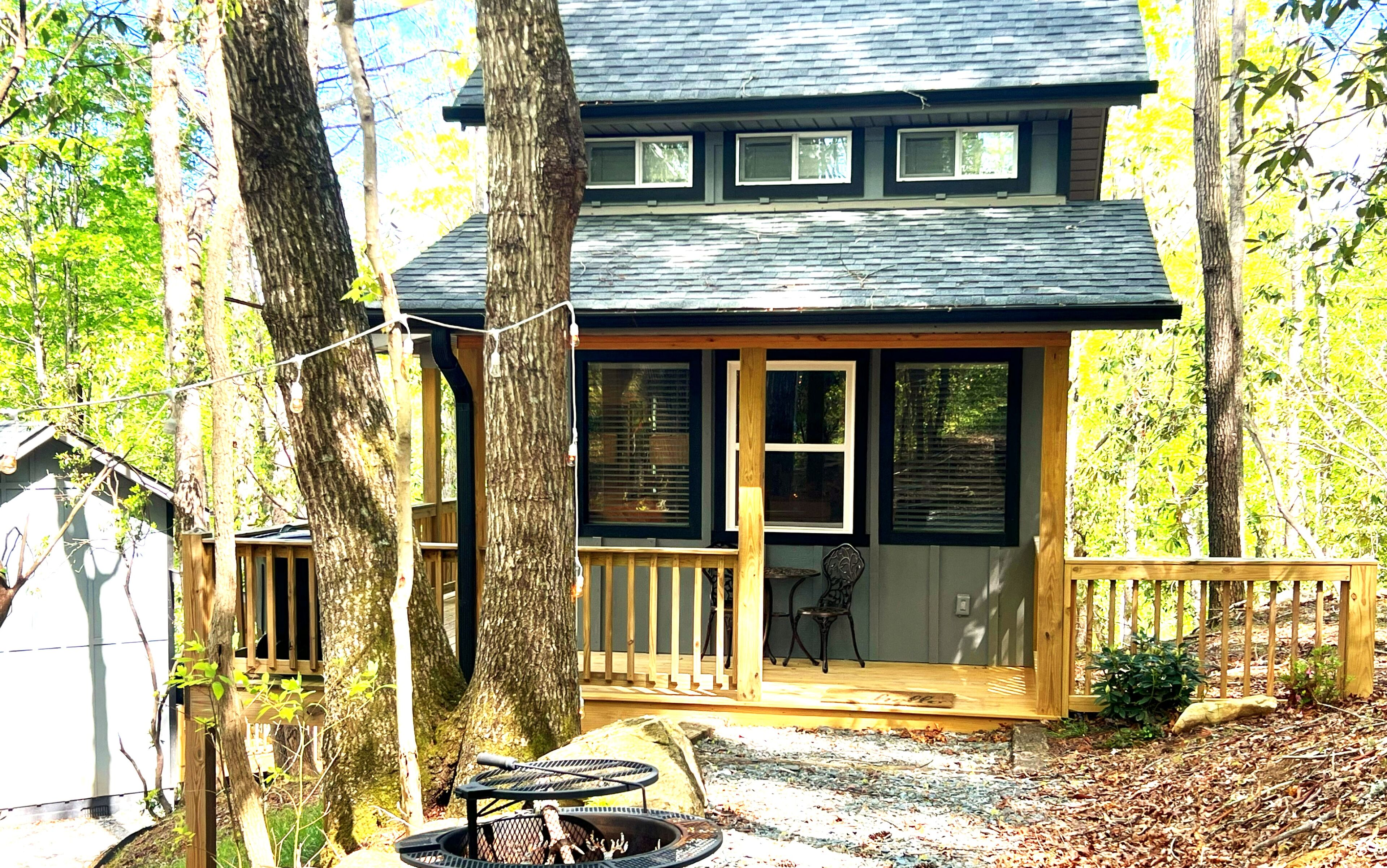 Cabin tiện nghi đơn giản, 1 phòng ngủ, không hút thuốc, bếp nhỏ | Mặt tiền nơi lưu trú