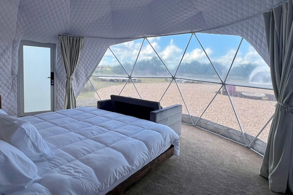 1 camera, ferro/asse da stiro, Wi-Fi, lenzuola