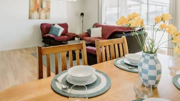 Älytelevisio, kirjoja