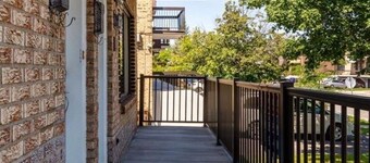 Spacious 4-Bdr Retreat in Charming Ste-Rose, Laval