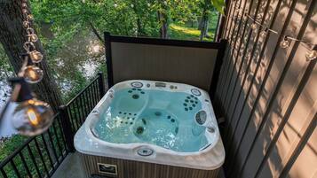 Bañera de hidromasaje exterior