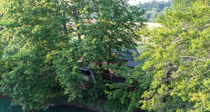 White Oak Cottage Sleeps 4