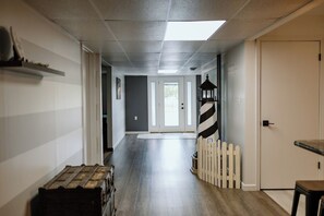 Interior - Pleasant Acres - Pleasant Acres (Greenville)