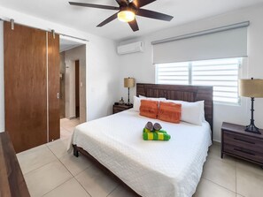 7 bedrooms, travel cot, free WiFi, bed sheets