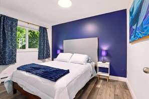2 chambres, fer et planche à repasser, Wi-Fi, draps fournis