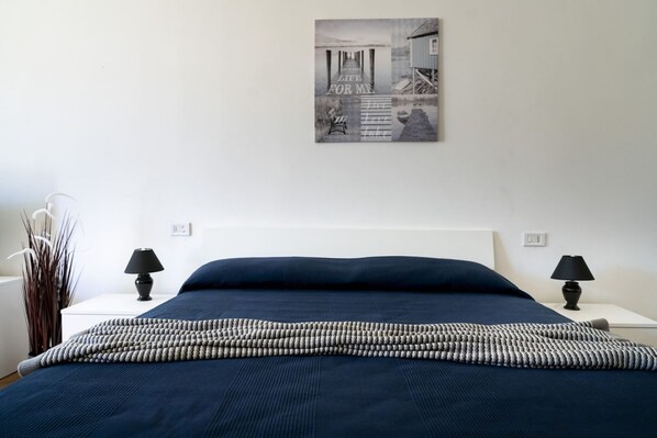 1 bedroom, iron/ironing board