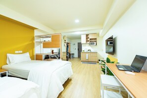 Habitación exclusiva doble | Ropa de cama de alta calidad y decoración individual
