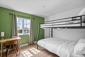 6 Schlafzimmer, Bügeleisen/Bügelbrett, WLAN, Bettwäsche