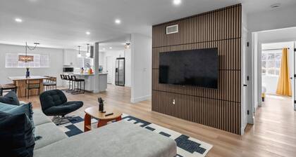 Spacious Home w/ Hot Tub & Games • 11 Min from Downtown