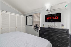 3 bedrooms, iron/ironing board, free WiFi, bed sheets