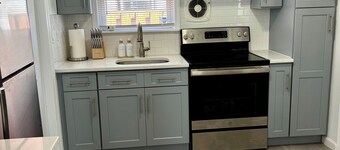 Charming 2-bedroom house in fantastic Long Beach with WiFi