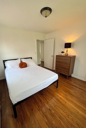 2 chambres, fer et planche à repasser, Wi-Fi, literie fournie
