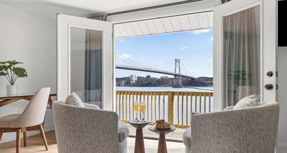 Hudson Escape W/ Hot Tub + Bridge View