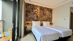 Quarto duplo grand | Cofres nos quartos, cortinas blackout, quartos à prova de som