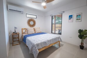2 bedrooms, free WiFi, bed sheets, wheelchair access