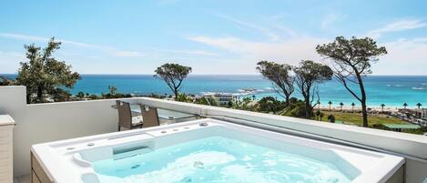 Idromassaggio all'aperto