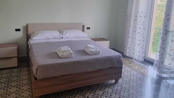 Comfort-Vierbettzimmer, Balkon, Meerblick