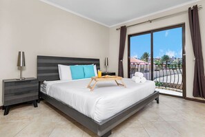 2 slaapkamers, een strijkplank/strijkijzer, wifi