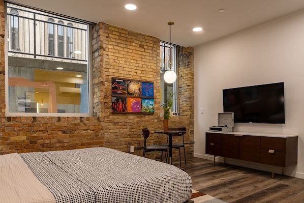 3 chambres, fer et planche Ă repasser, Wi-Fi, literie fournie