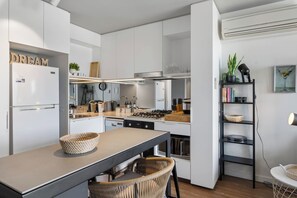 Fridge, microwave, oven, dishwasher