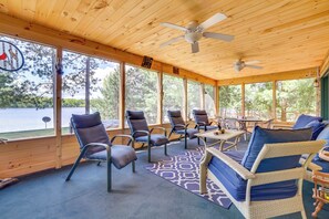 Interior - Gorgeous Lake Arbutus Getaway w/ Dock & Boat House (Neillsville)