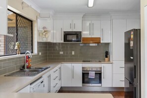 Fridge, microwave, oven, stovetop