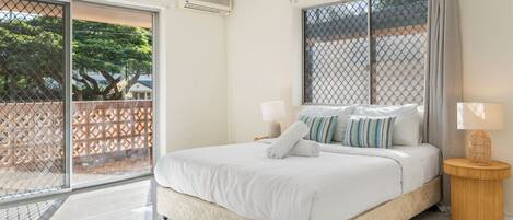 4 Schlafzimmer, Bügeleisen/Bügelbrett, WLAN, Bettwäsche