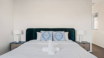 4 Schlafzimmer, Bügeleisen/Bügelbrett, WLAN, Bettwäsche