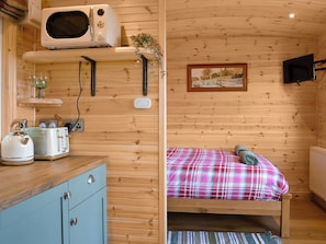 1 bedroom, free WiFi