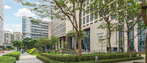 Ngoại thất