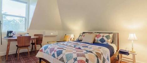 1 bedroom, iron/ironing board, travel cot, WiFi