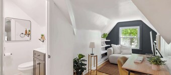 Bright, Clean & Cozy Newly-Renovated 2BR! Welcome!