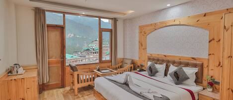 Premium-Zimmer, Hügelblick | Blick auf die Berge