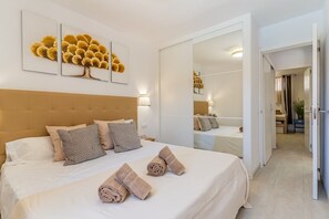 2 chambres, fer et planche à repasser, accès Internet