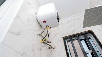 Toallas, jabón, papel higiénico