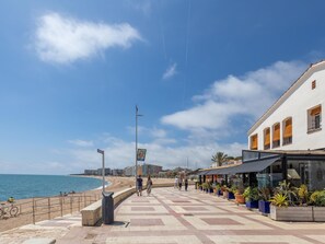 Strand