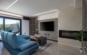 TV