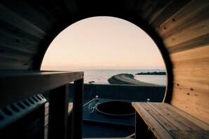 Deluxe Villa, Balcony, Sea View | Free WiFi