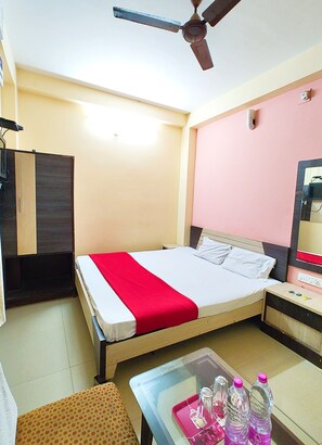 Deluxe Double Room, Multiple Beds, Air conditioning