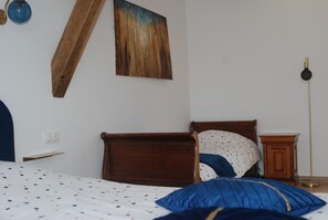 3 chambres, fer et planche à repasser, Wi-Fi