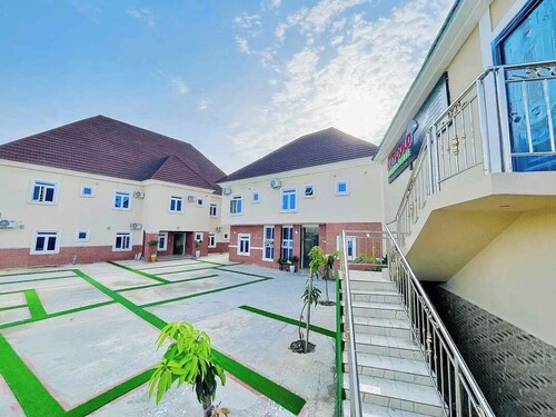 KAYGOLD HOTEL AND SUITE