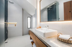 Hair dryer, towels - Villa Samaya, ocean view luxury villa with private pool (Cemagi)