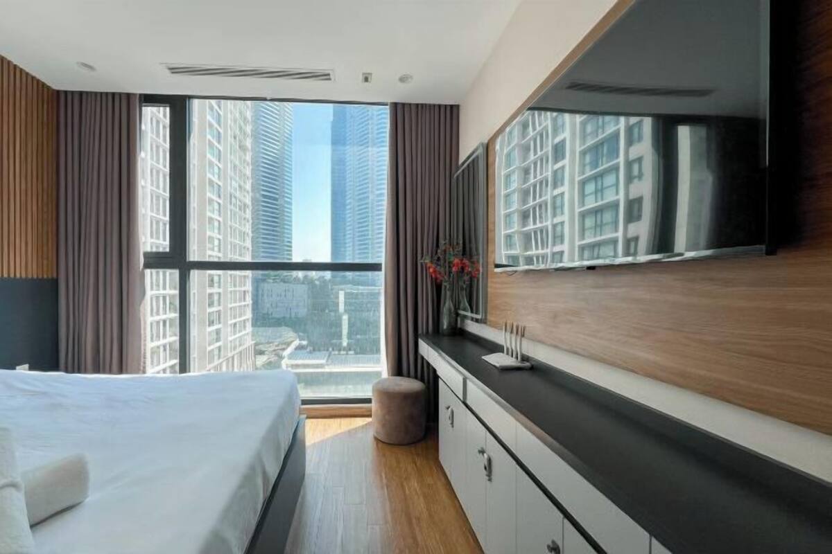 Premium bedding, individually decorated, individually furnished